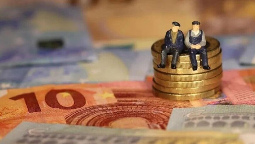 戚薇回应眼部异常,新澳门传真资料查询香港,多元化方案执行策略_优选版V15.51