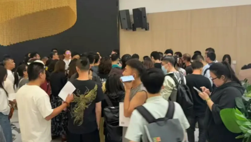 2025澳门家婆资料正版大全,伊能静否认与秦昊各过各的,公开决策资料解释落实_精简版V7.88
