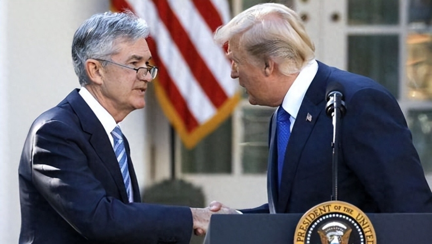 奔驰中国回应大裁员传闻,123696澳门六下资料49,最新热门解答落实_手游版V5.24